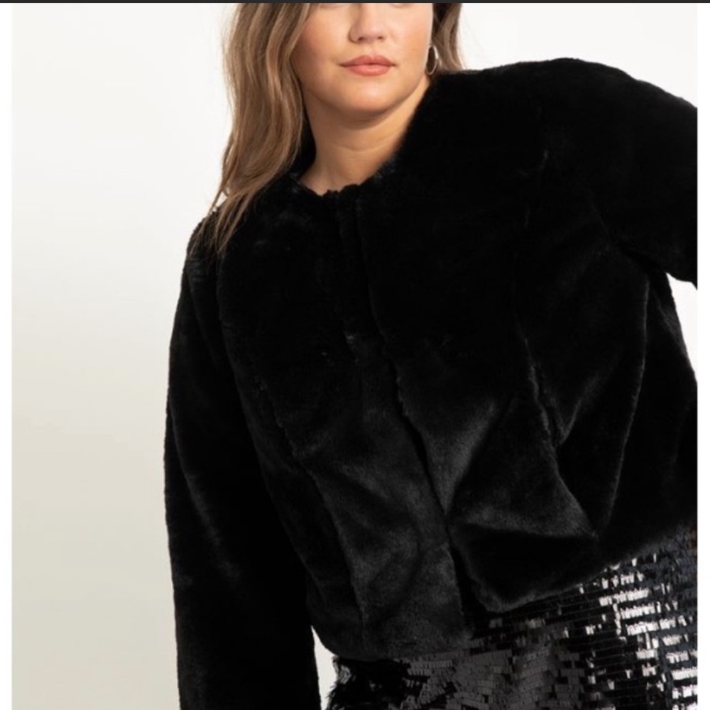 NWOT Black Eloquii Faux Fur Crop Jacket Size 22/24